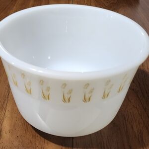 Hazel Atlas White and Gold Floral Mixing Bowl